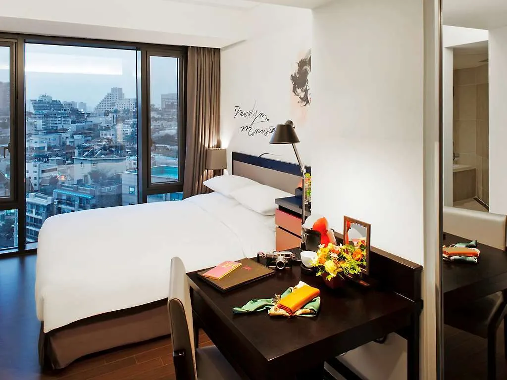 Ac Hotel By Marriott Seoul Gangnam 4*,